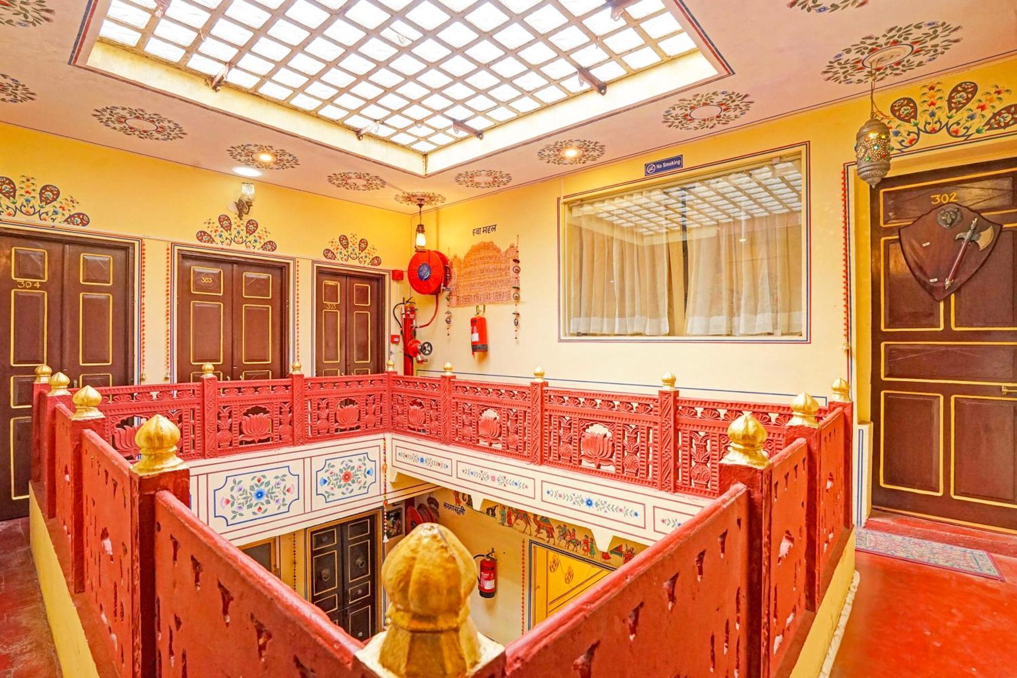 Hotel Super Collection O Ramganj Near Hawa Mahal à Jaipur Extérieur photo